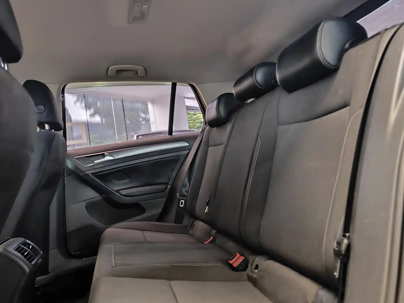 Volkswagen Golf 2015 1.6L Automatic Fashion фото 22