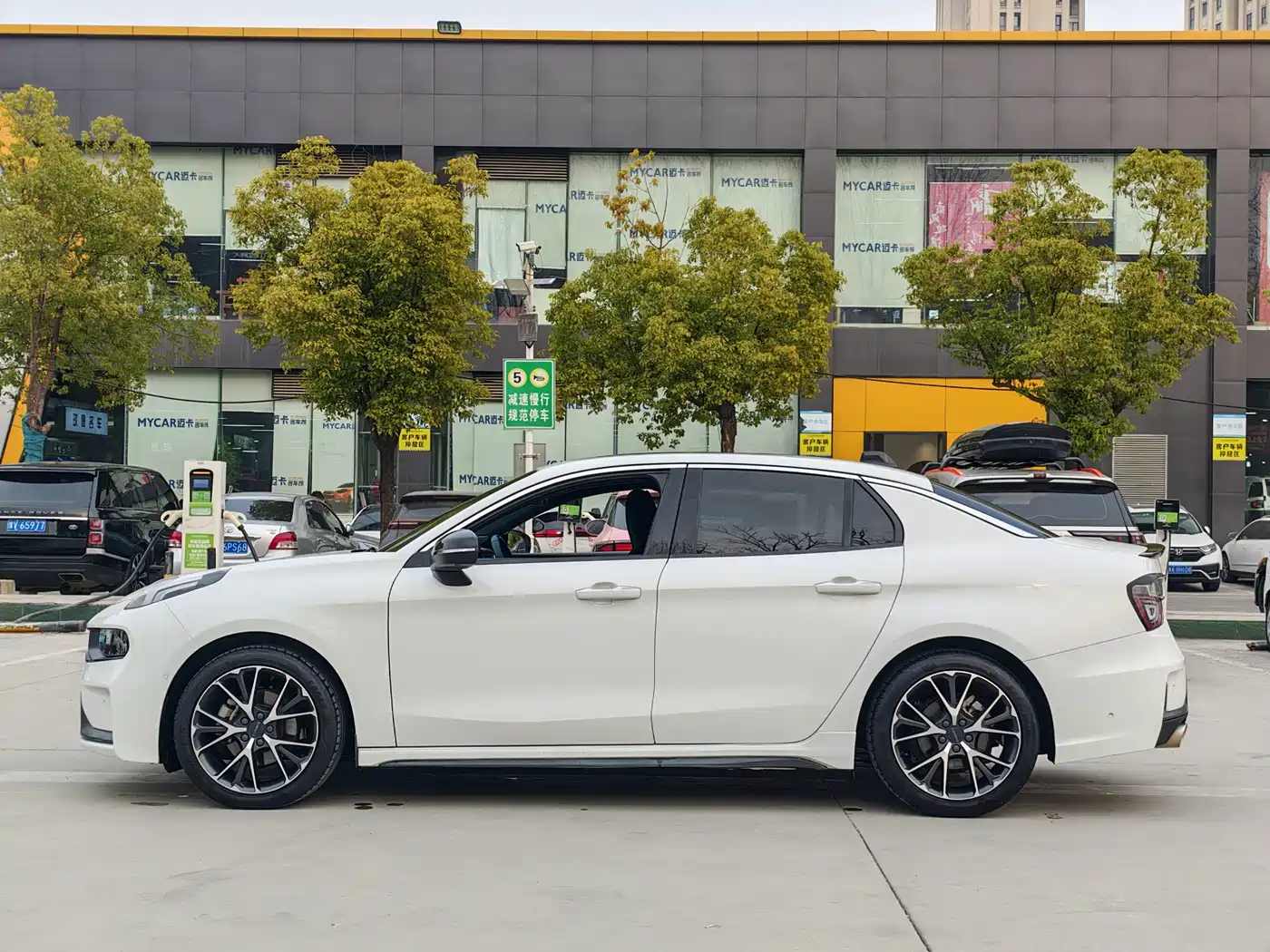Lynk & Co 03 2018 1.5TD DCT Power Pro Version China V фото 7