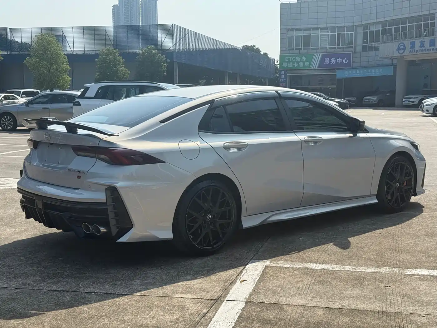 GAC Trumpchi Trumpchi Emkoo 2024 Model 400T Auto Shadow Leopard R PRO Edition фото 11