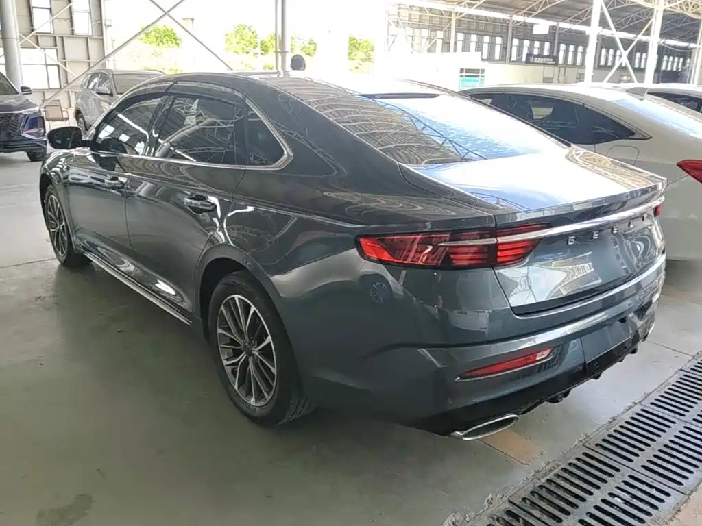 Фото 5 - Geely Preface
