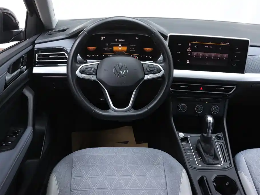 Volkswagen Lavida 2023 1.5L Auto Luxury Edition фото 27