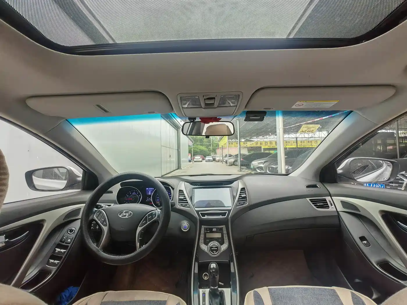 Hyundai Langdong 2013 1.6L Automatic Premium фото 2