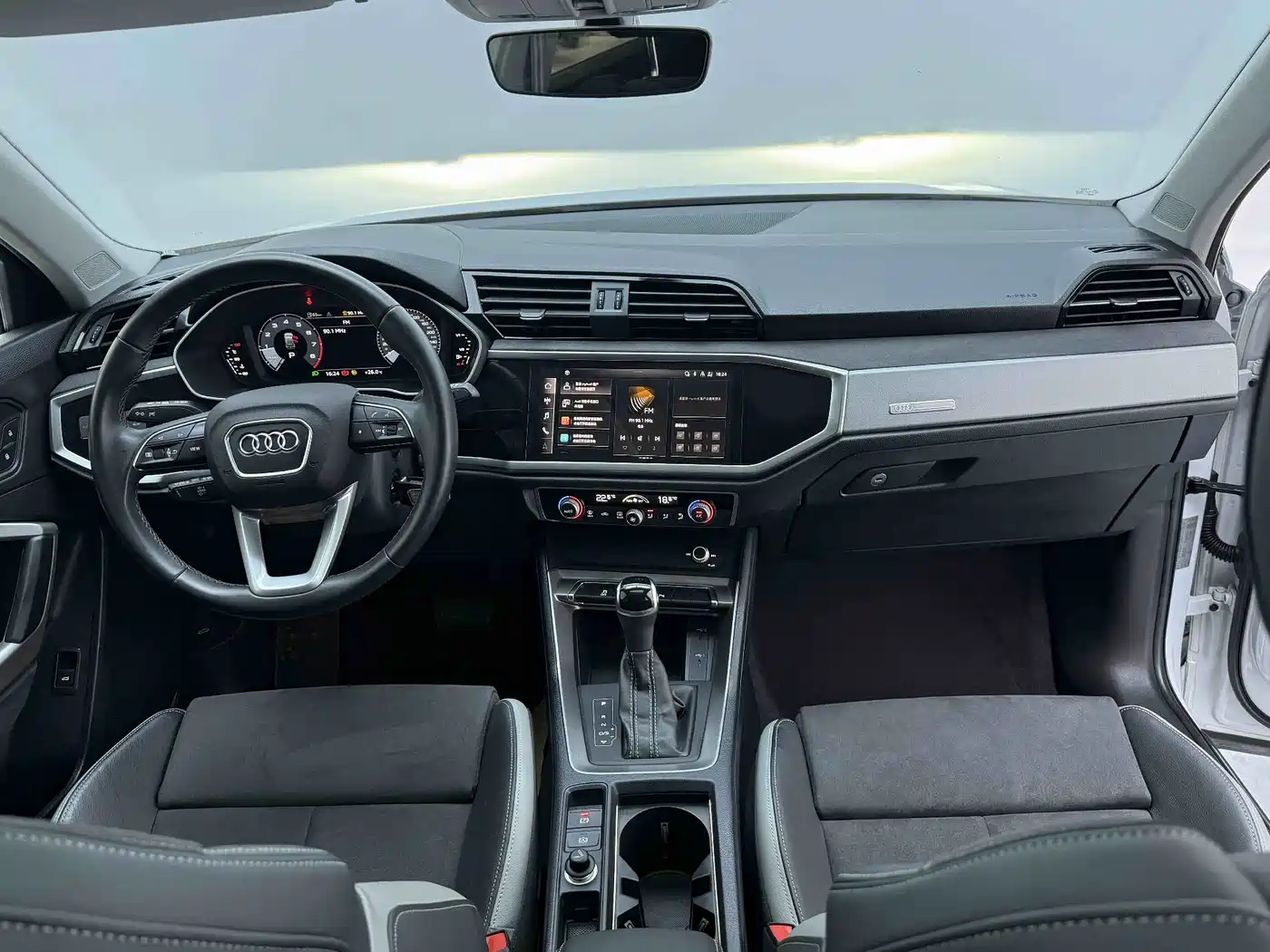 Audi Q3 2022 35 TFSI Progressive Dynamic фото 25