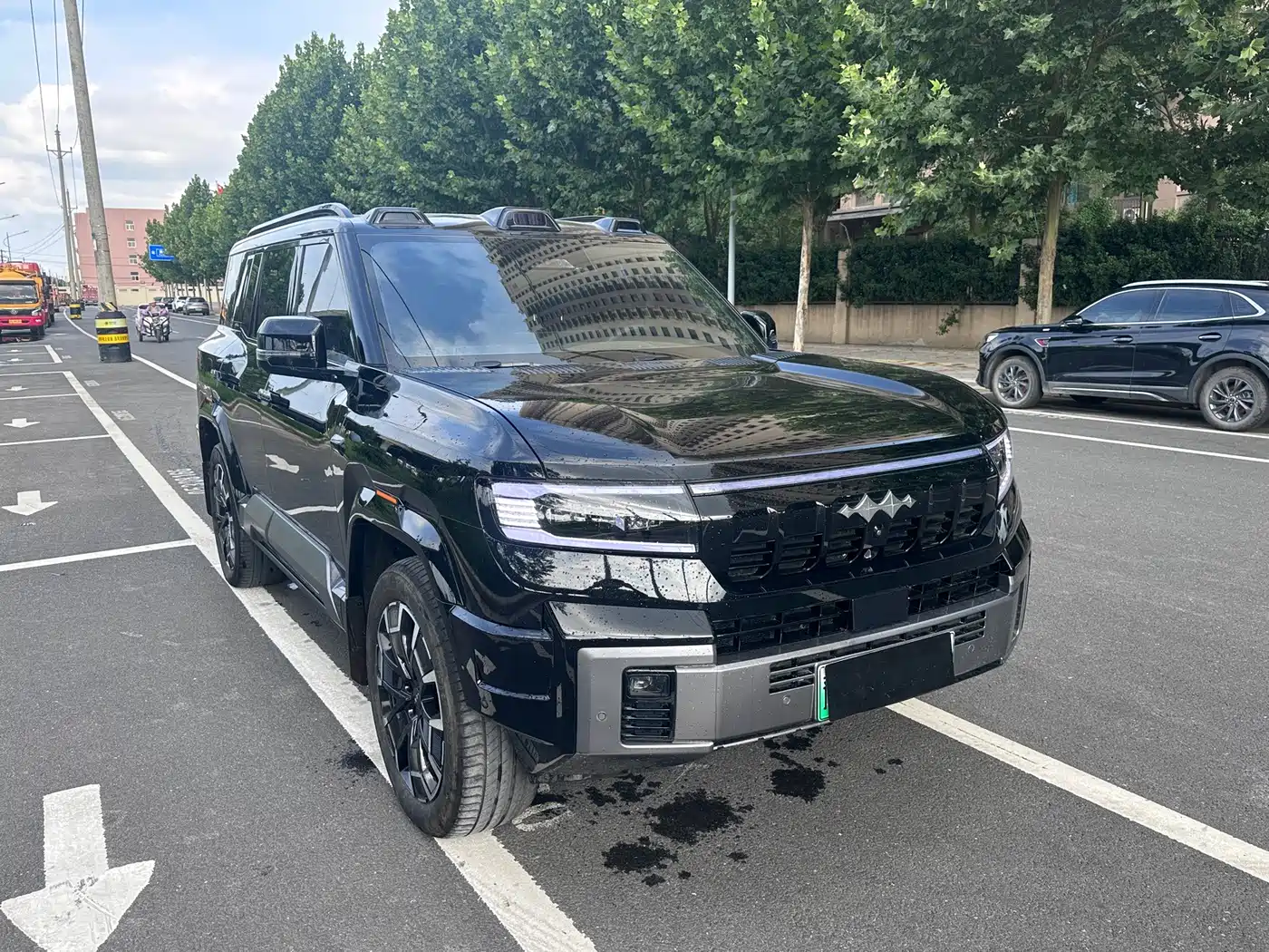 Fang Cheng Bao Leopard 8 2025 2025 Zhiyong Flagship 7-Seater