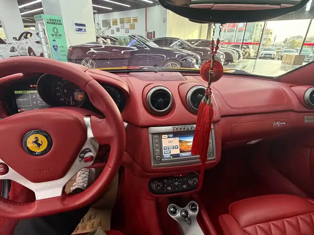Ferrari California T 2011 2009 4.3L Standard