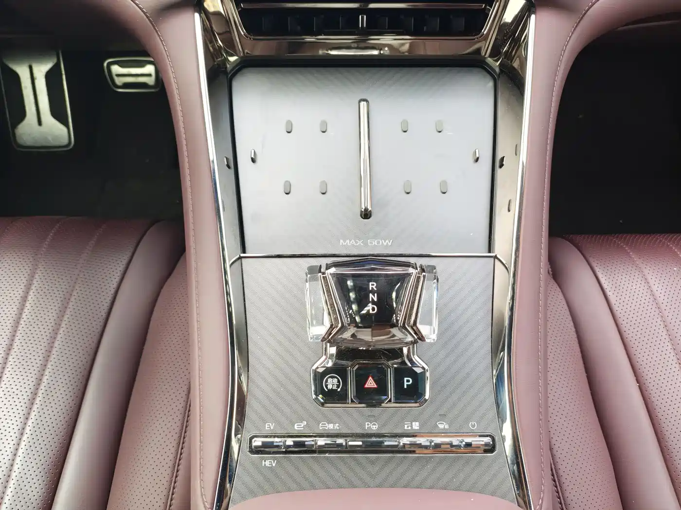 Denza Z9GT 2024 1100 AWD Ultra Edition фото 19