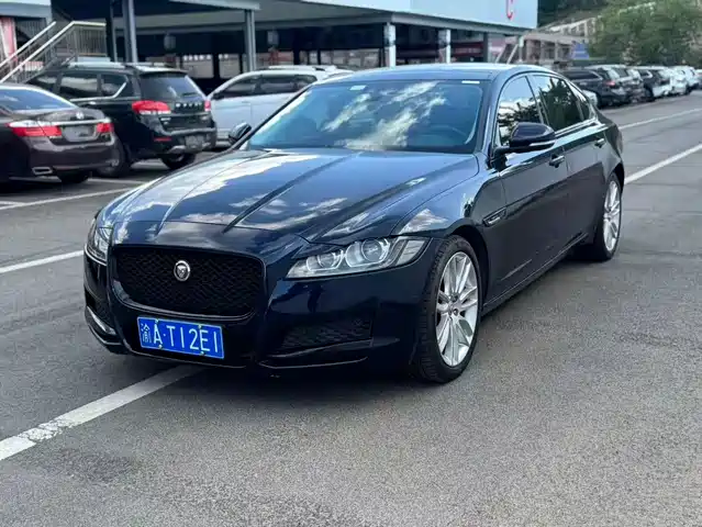 Jaguar XFL 2020