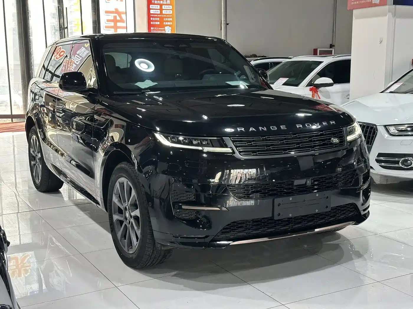 Land Rover Range Rover Sport 2024 400PS Dynamic SE фото 3
