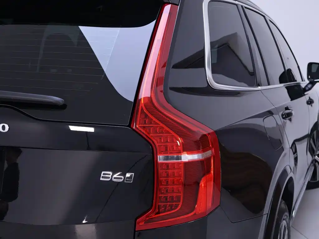 Volvo XC90 2024 2023 B6 Smart Comfort Luxury Edition 7-Seater