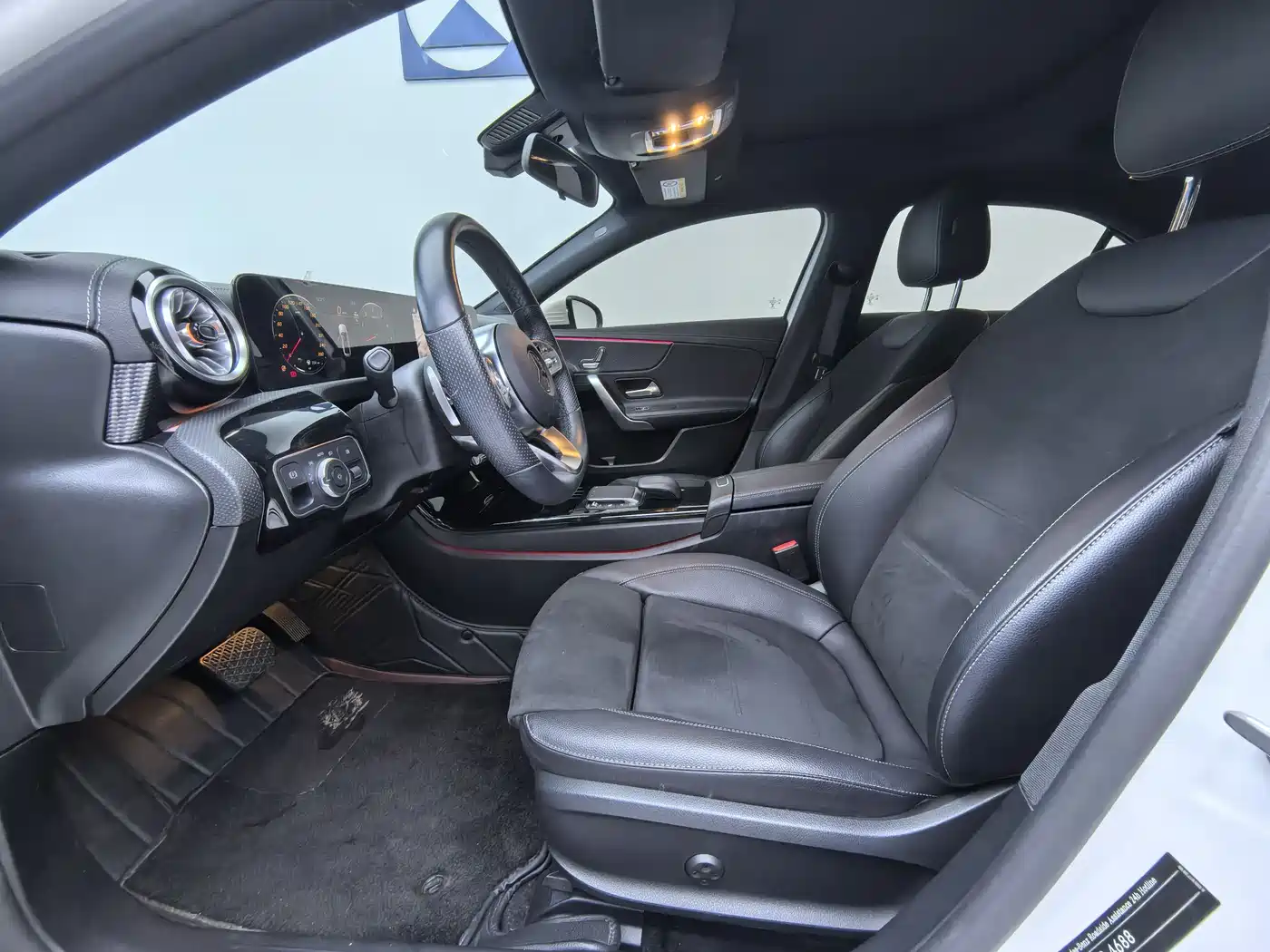 Mercedes-Benz A-Class 2023 A 200 L Fashion фото 14