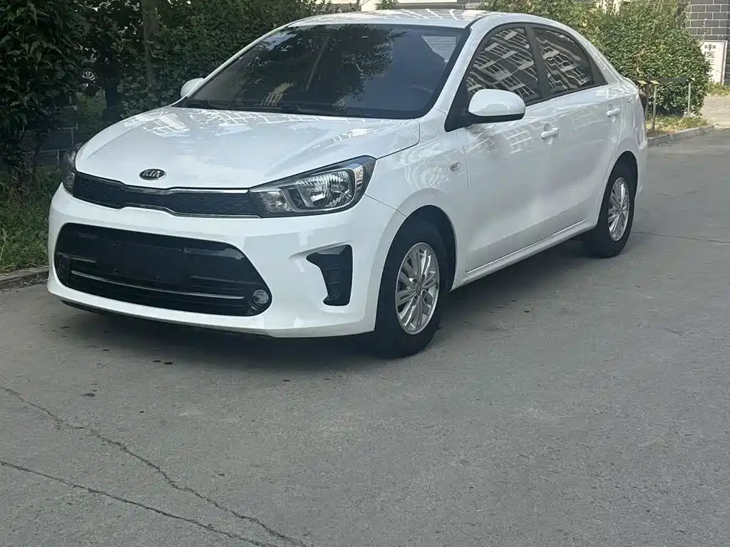 Photo 1 - Kia Pegas