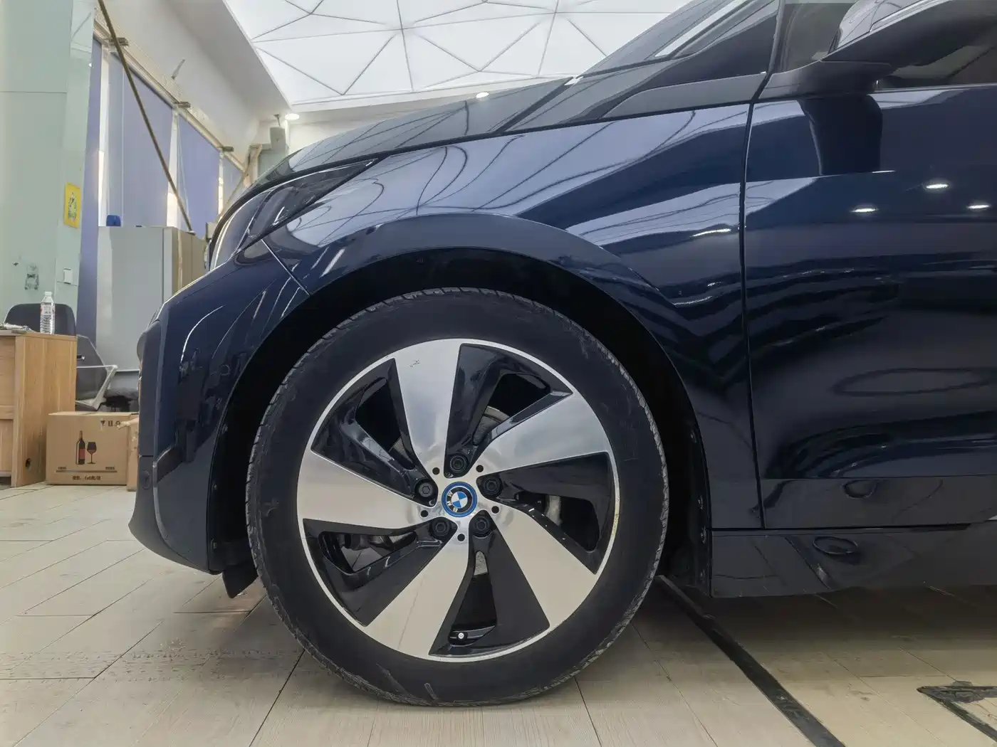 BMW I3