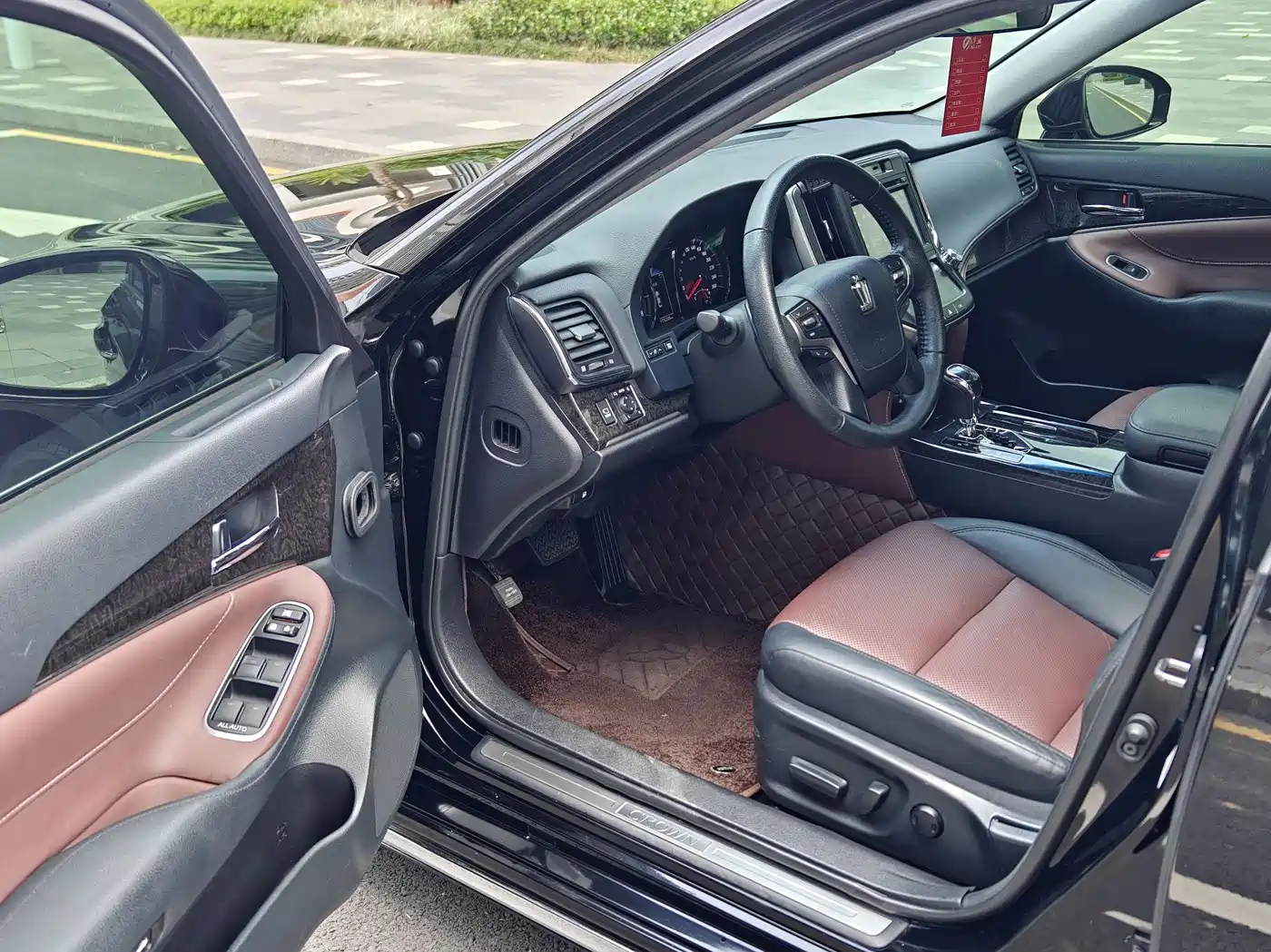 Toyota Crown 2018 2.0T Sport Edition фото 6