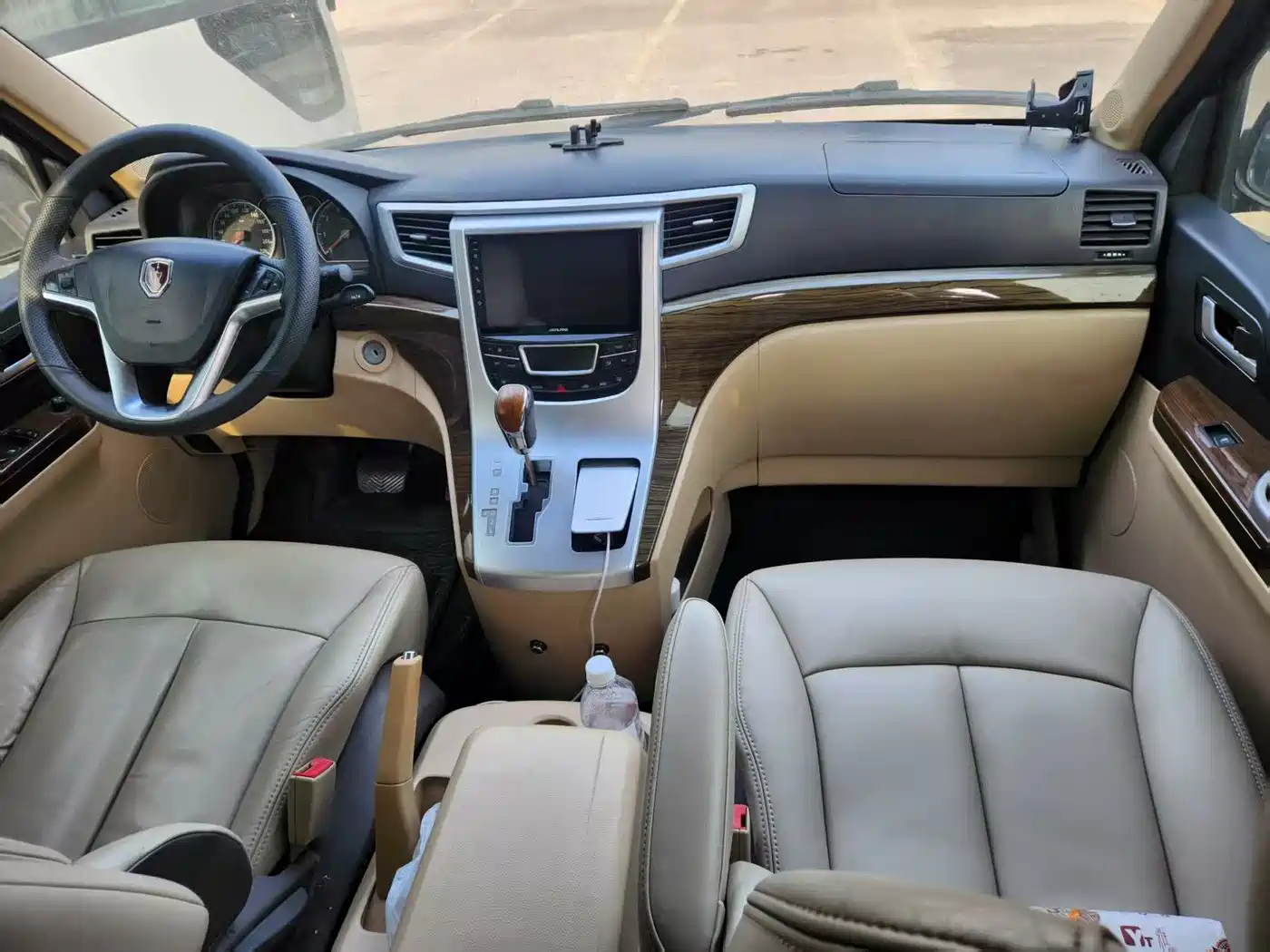 Jinbei Grace 2016 2014 Model 2.7L Automatic Flagship Long Wheelbase 9-seater 2TR