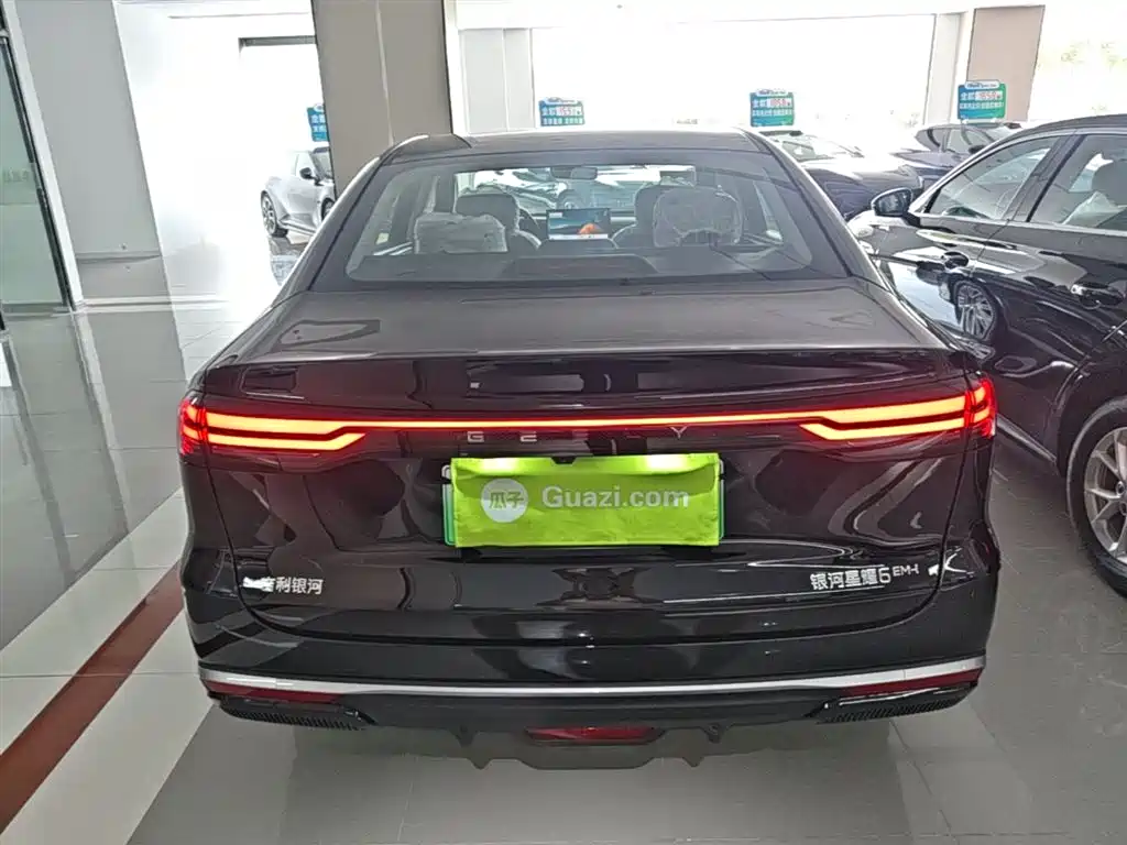 Geely Galaxy Galaxy Stellar 6 2025 60km Voyager Edition фото 6