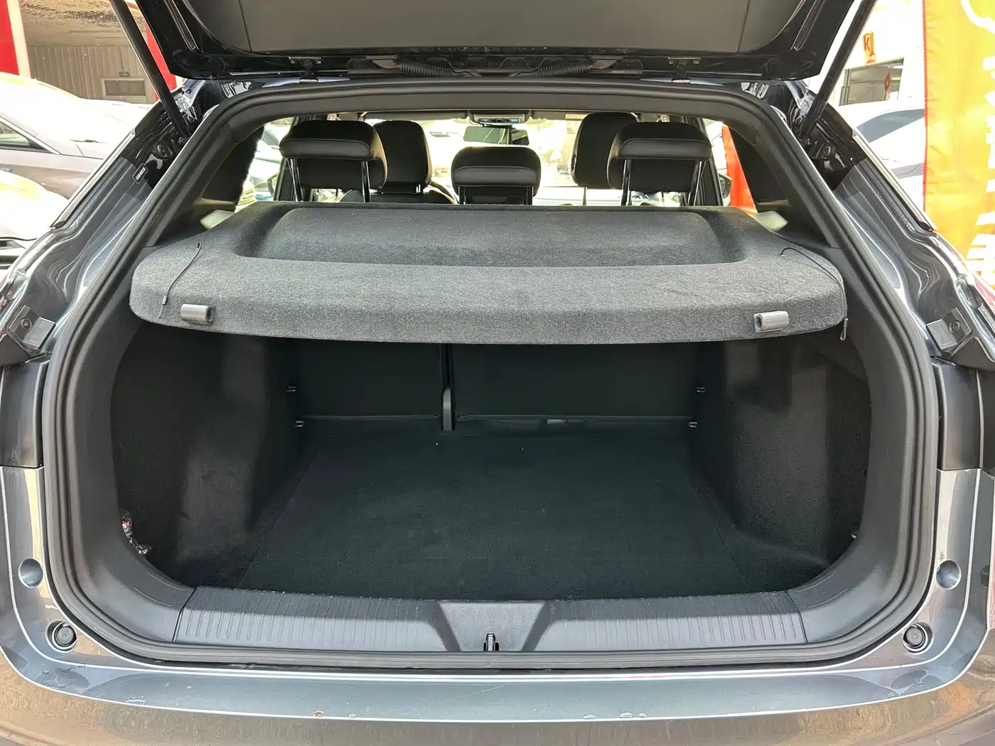 Volkswagen ID.4 X 2022 Pure Long Range Edition фото 20