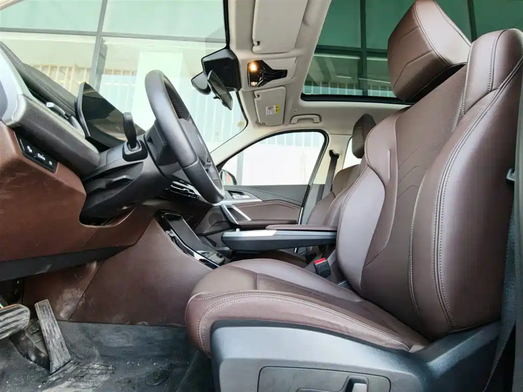 BMW X1 2025 sDrive25Li X Design Package фото 11