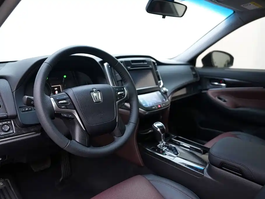 Toyota Crown 2019 2018 2.0T Sport Edition