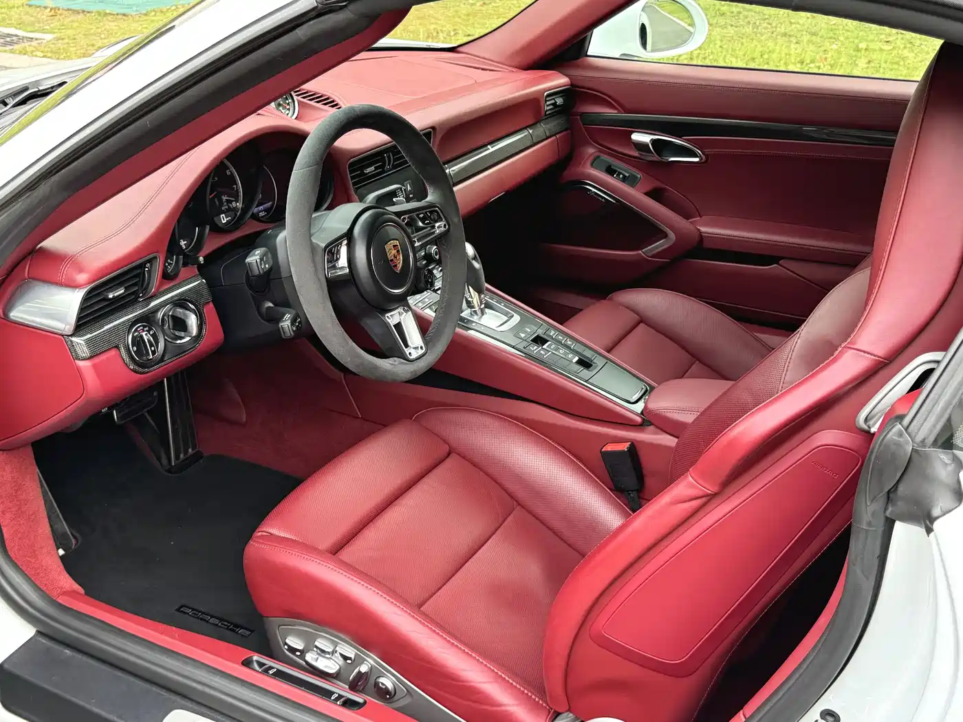 Porsche 911 2016 Turbo S Cabriolet 3.8T фото 16