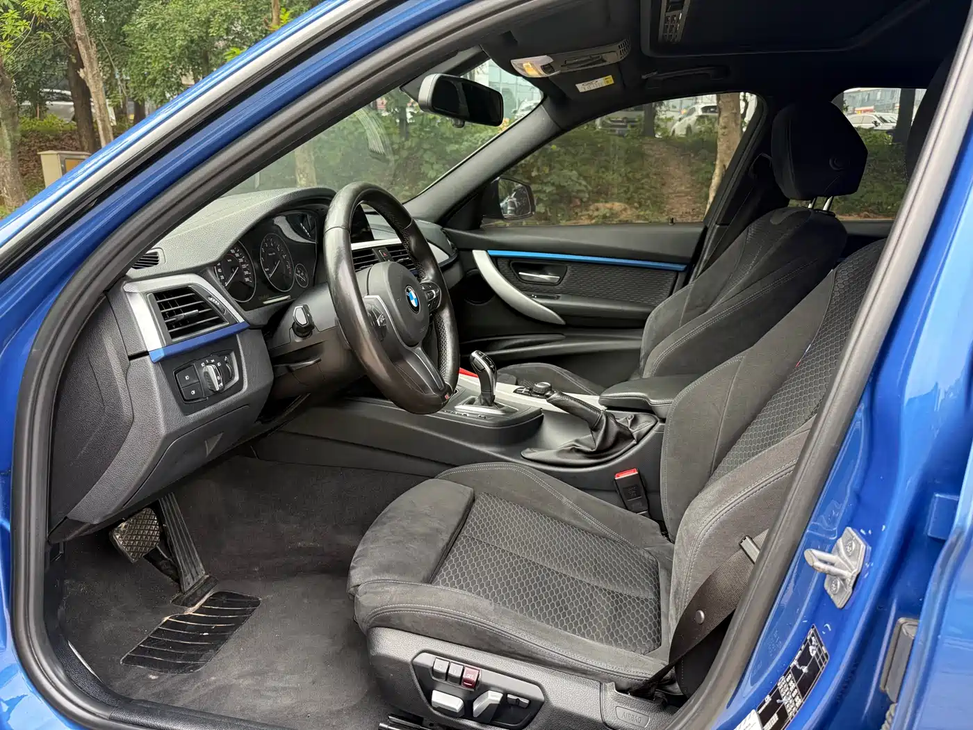 BMW 3 Series 2018 320i M Sport Package фото 4