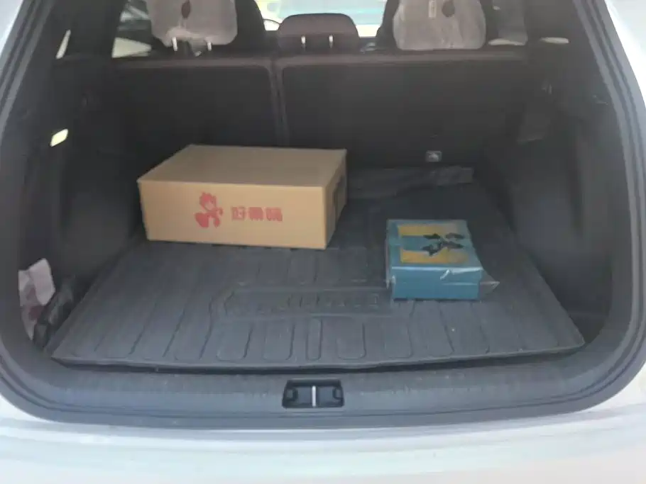 Photo 4 - Geely Xingyue L