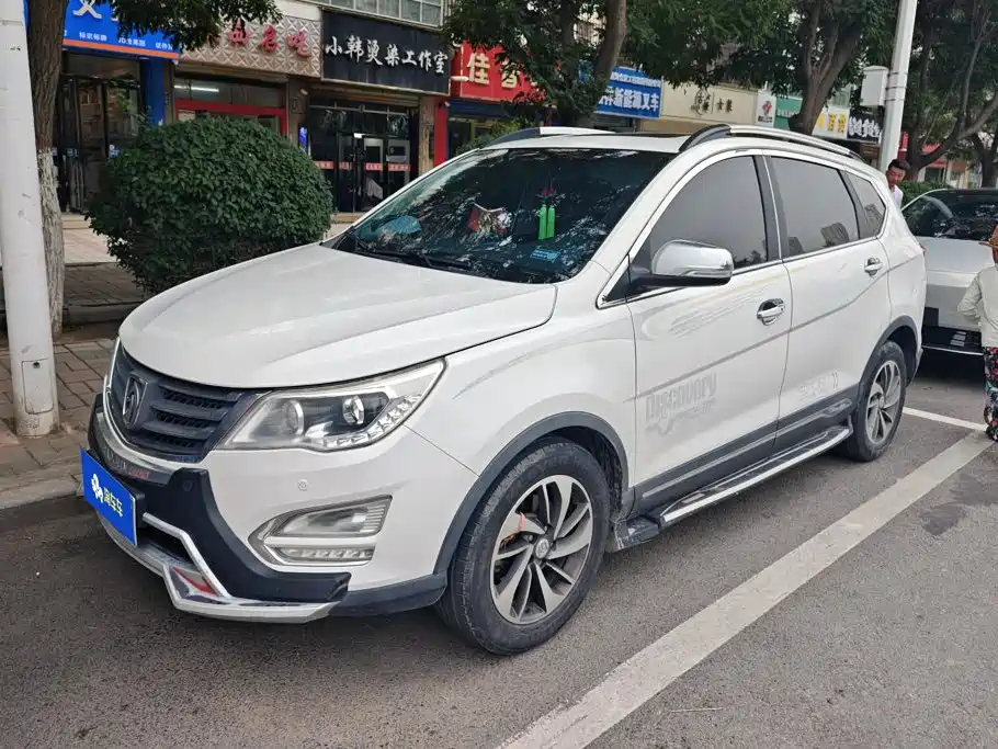 Baojun 560 2015 2015 1.8L Manual Luxury