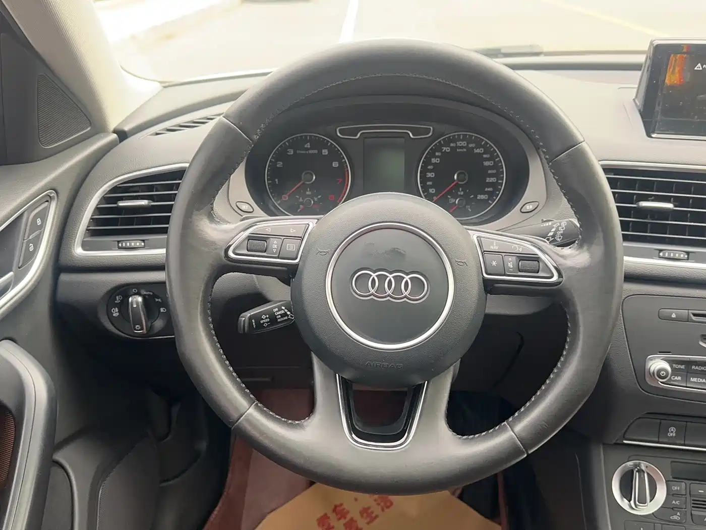 Audi Q3 2015 35 TFSI Comfort фото 17