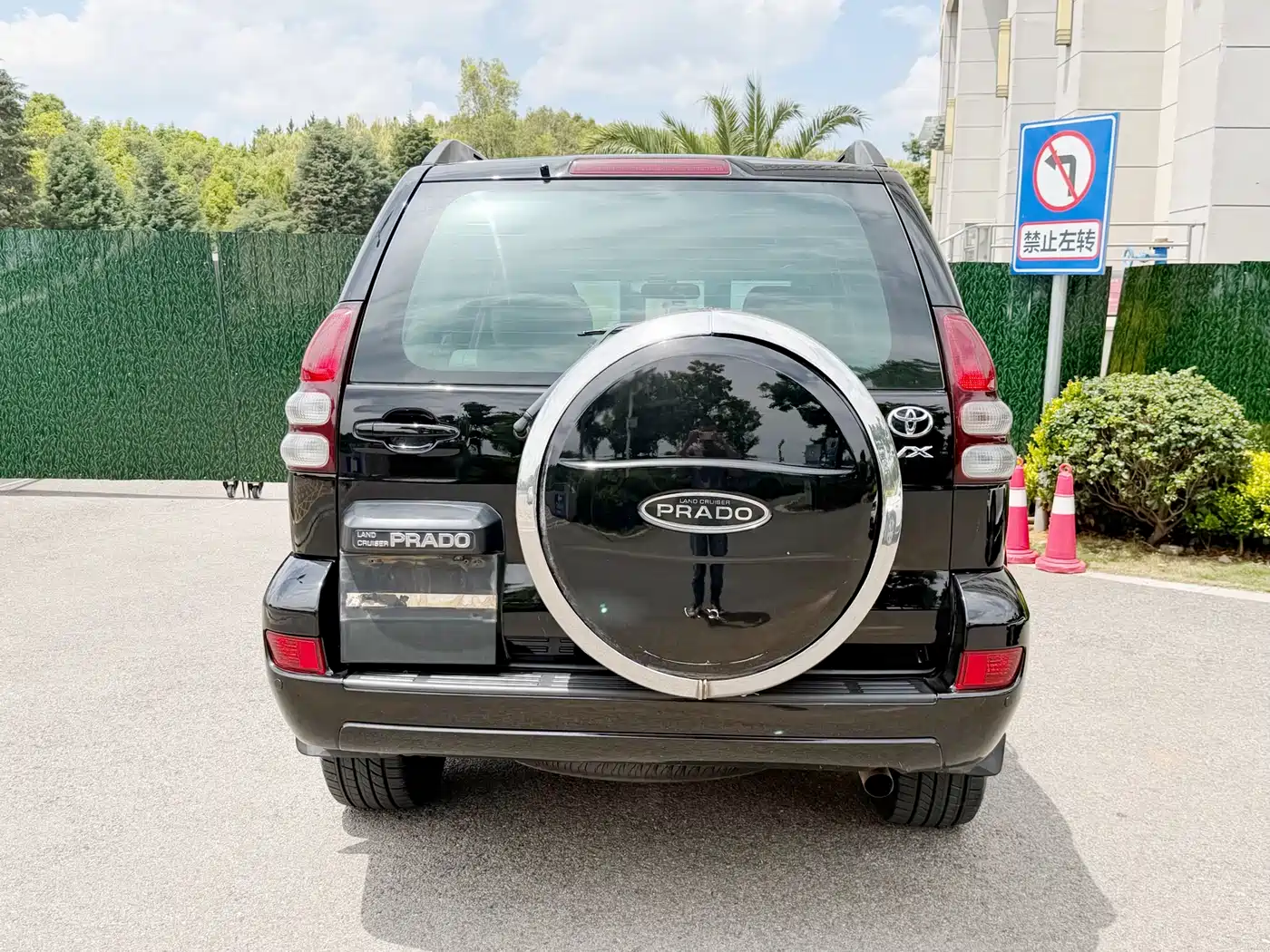 Toyota Prado (Import) 2004 VX 4.0 фото 17
