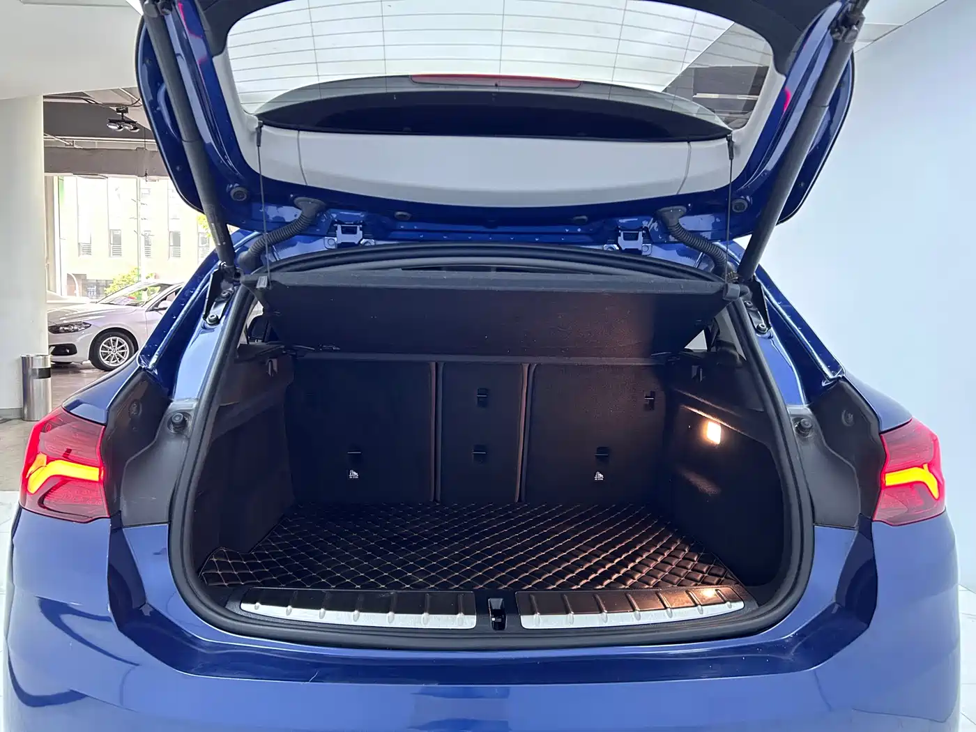 BMW X2 2022 sDrive25i M Sport Package фото 22