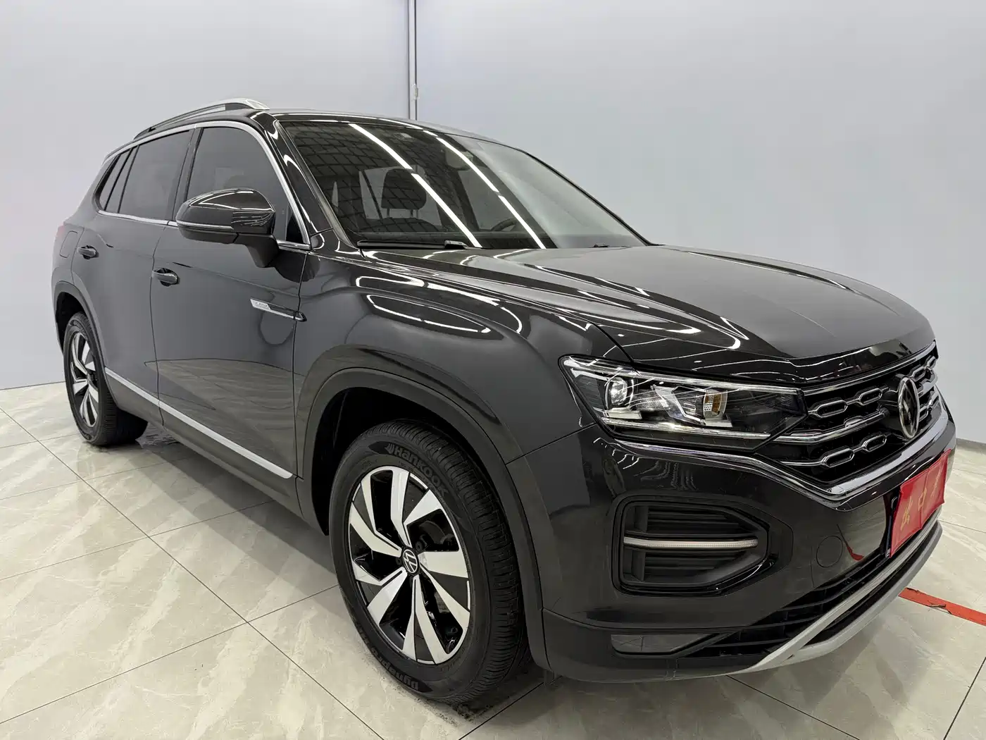 Volkswagen Tayron 2022 280TSI 2WD Luxury Smart Connect Edition фото 3