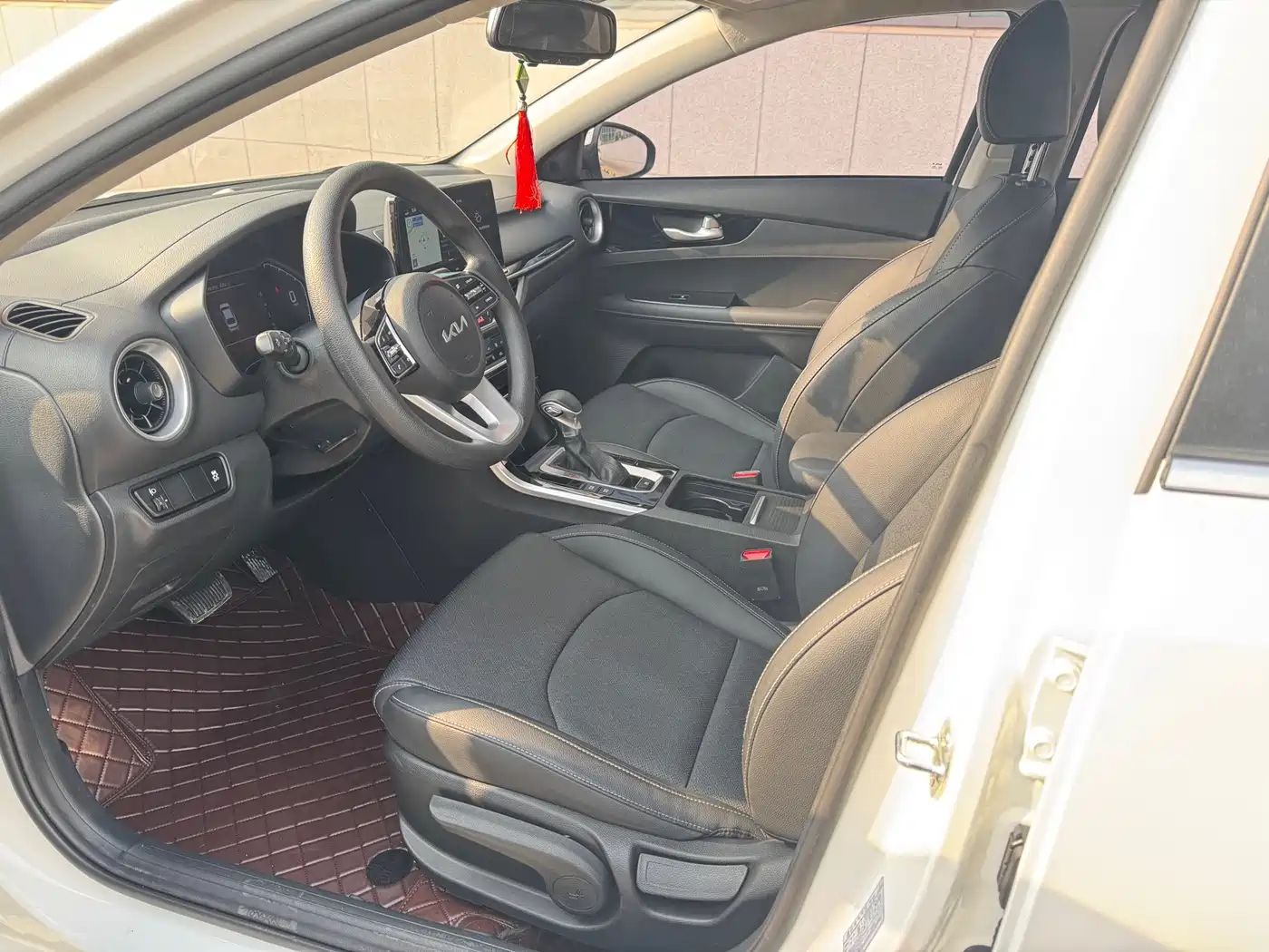 Kia K3 2021 1.5L CVT Fashion Edition фото 6