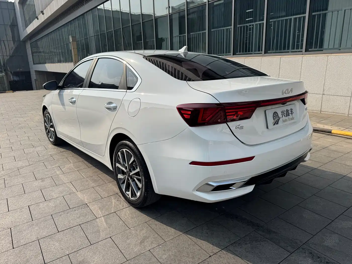 Kia K3 2021 1.5L CVT Fashion Edition фото 9