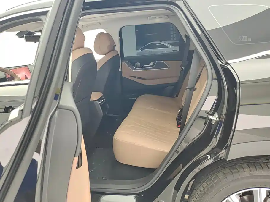 Chery Tiggo 8L 2025 2024 Model 2.0T 2WD Comfort 5-Seater