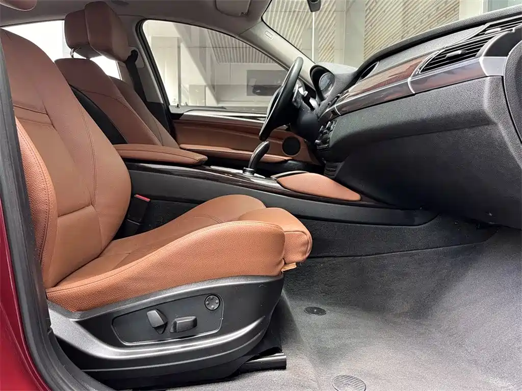 BMW X6 2014 xDrive35i Sport фото 11
