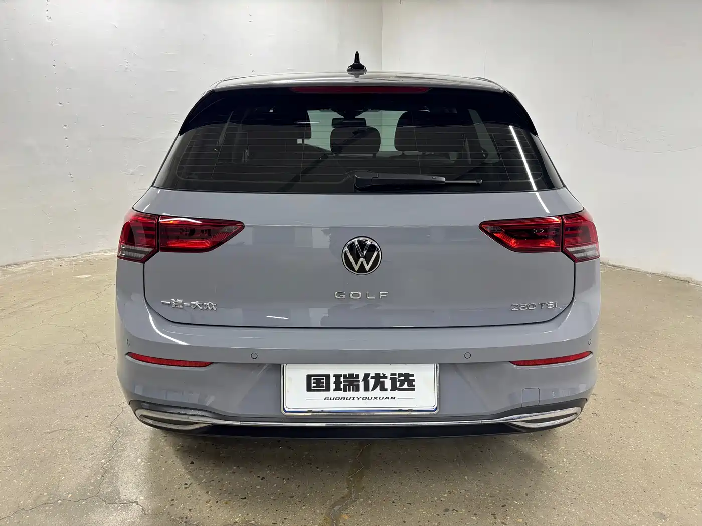 Volkswagen Golf 2023 280TSI DSG Pro 20th Anniversary Edition фото 5