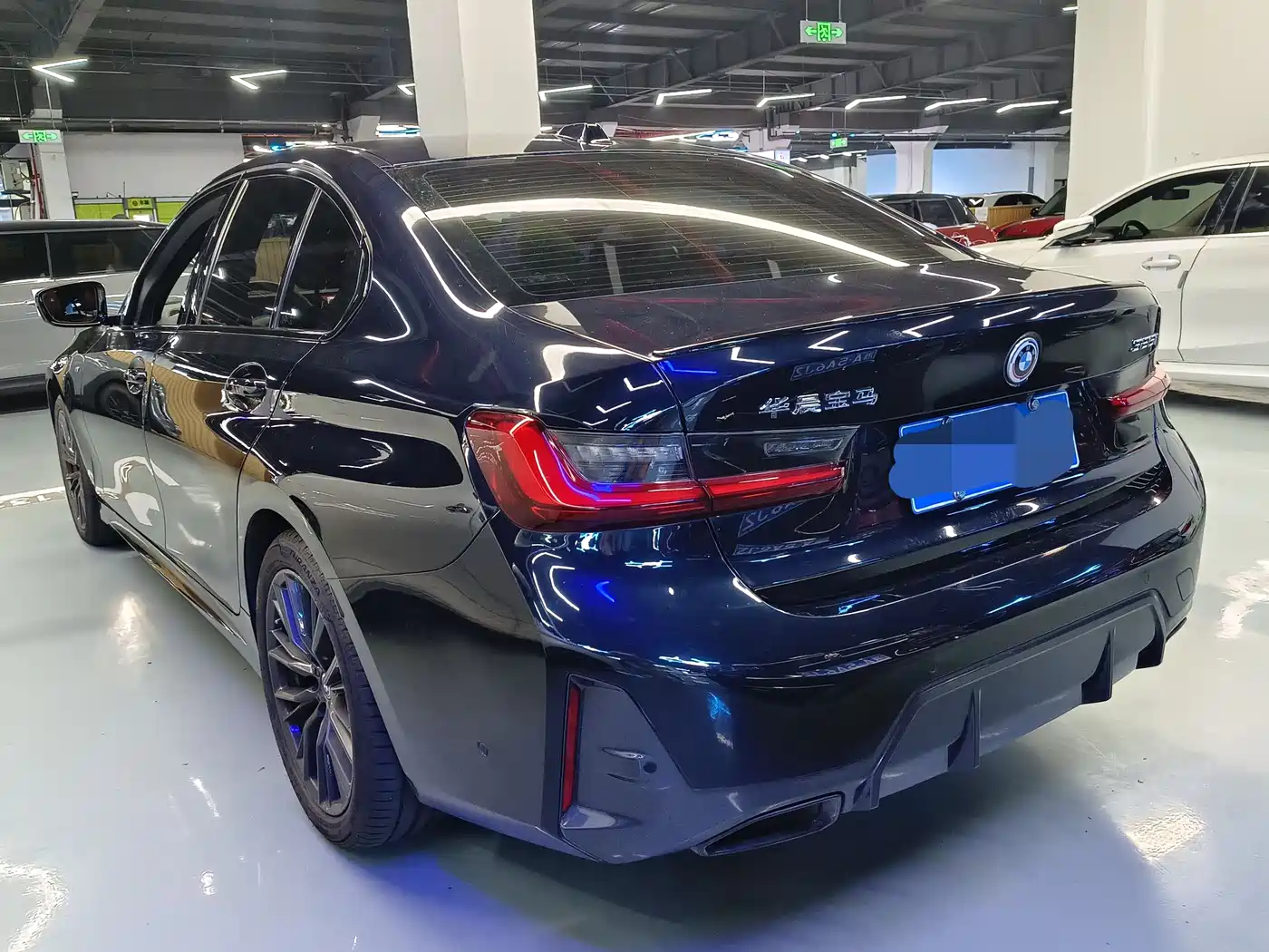 BMW 3 Series 2023 325i M Sport Black Night Package фото 14