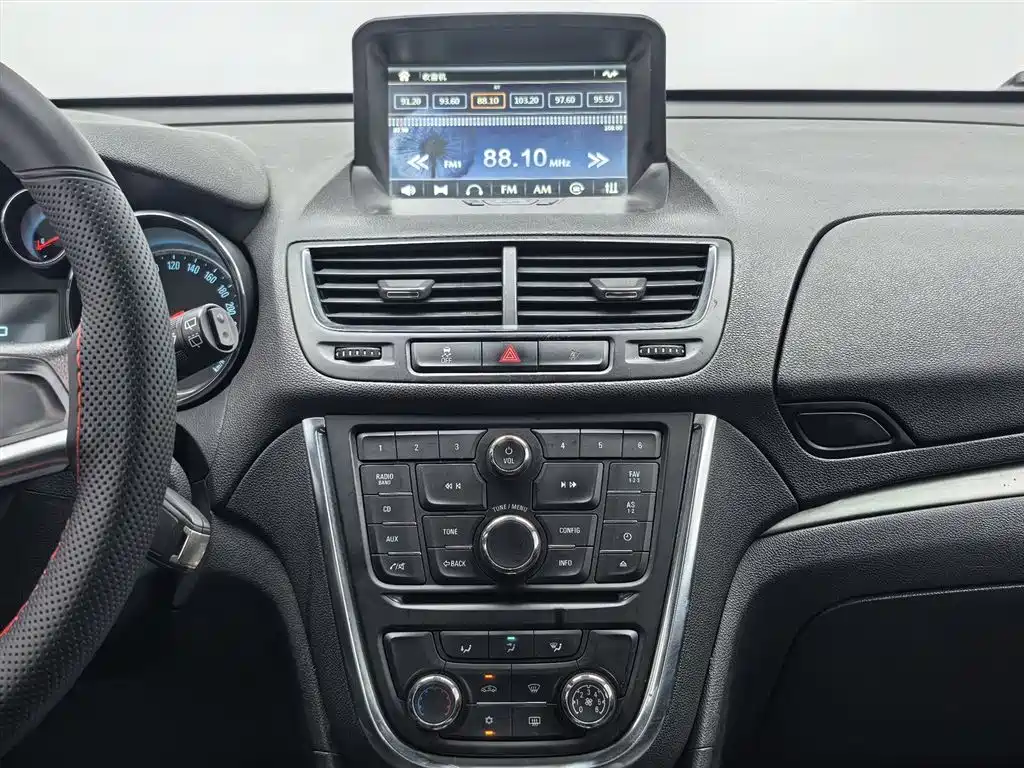 Buick Encore 2015 1.4T Automatic 2WD Urban Elite фото 12