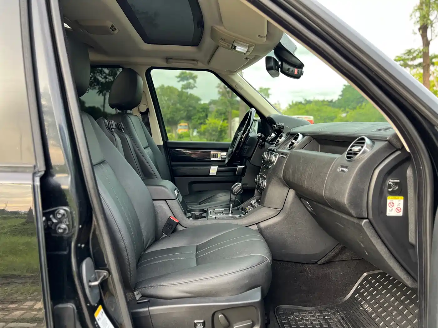 Фото 13 - Land Rover Discovery