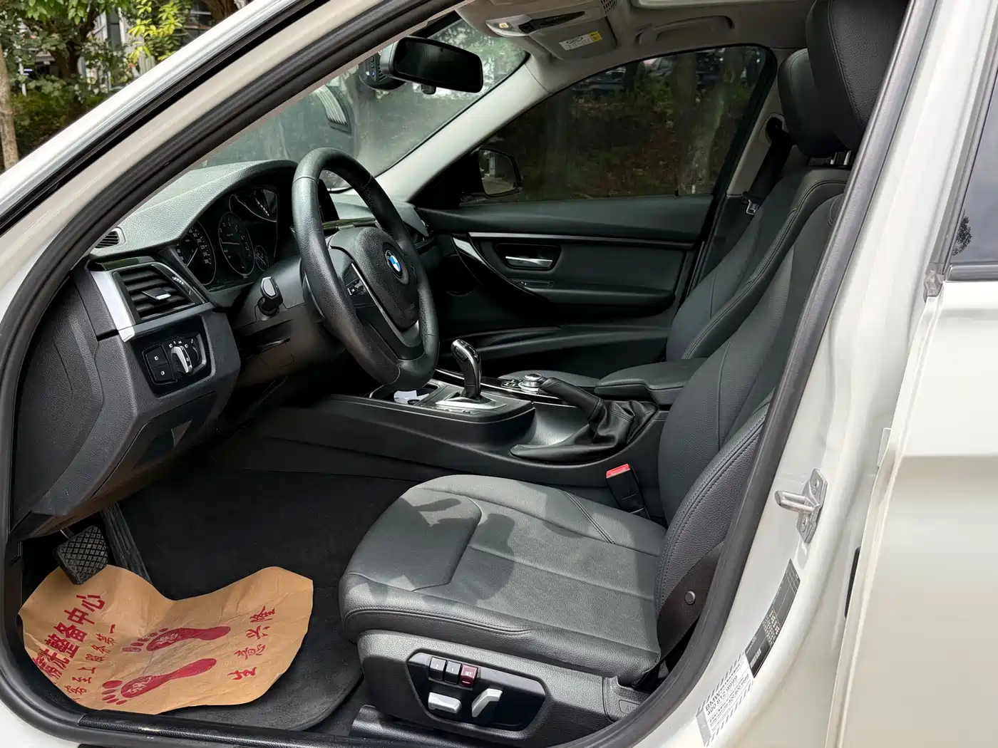 BMW 3 Series 2017 320Li M Sport фото 4