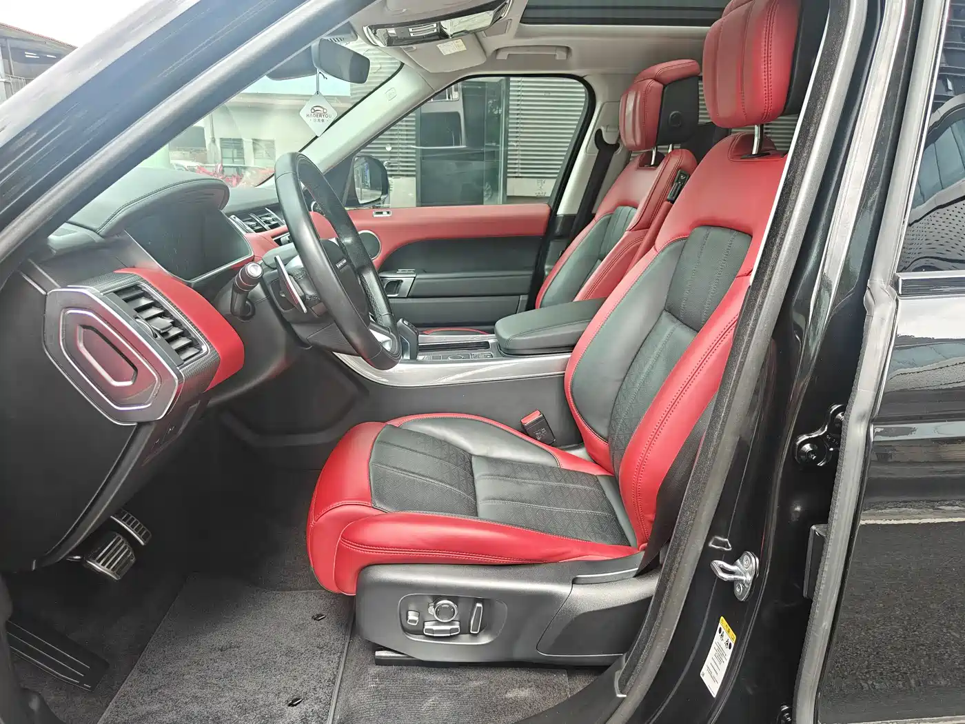 Land Rover Range Rover Sport 2020 3.0 L6 HSE DYNAMIC фото 5