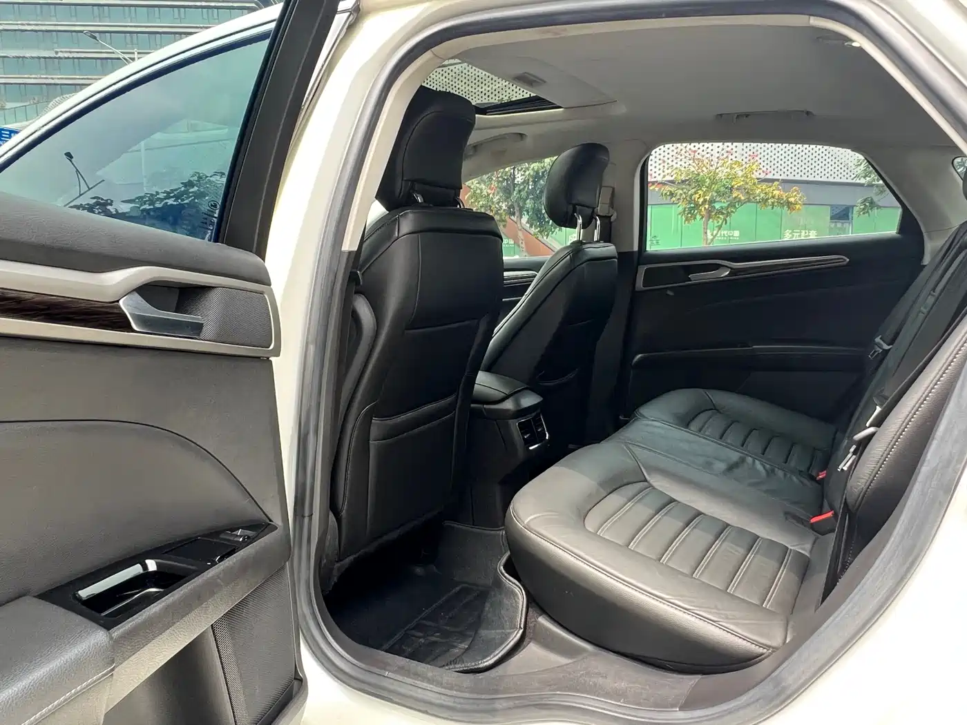 Ford Mondeo 2014 2013 2.0L GTDi200 Fashion
