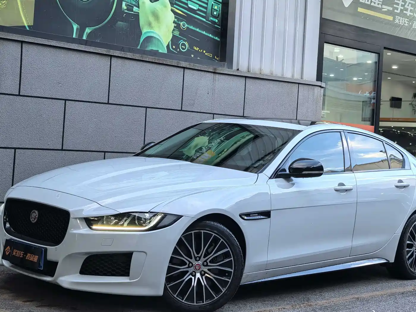 Jaguar XE 2019 2018 2.0T 300PS AWD R-Sport Edition