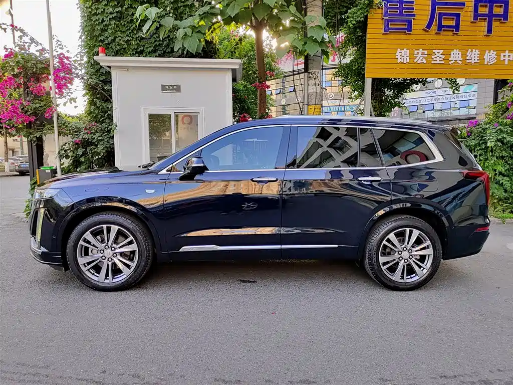 Cadillac XT6 2020 28T 6-Seater 4WD Luxury Model фото 3