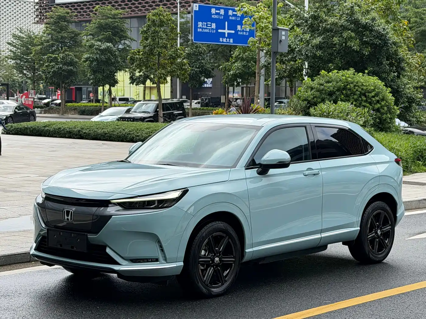 2025 Honda e:NP1