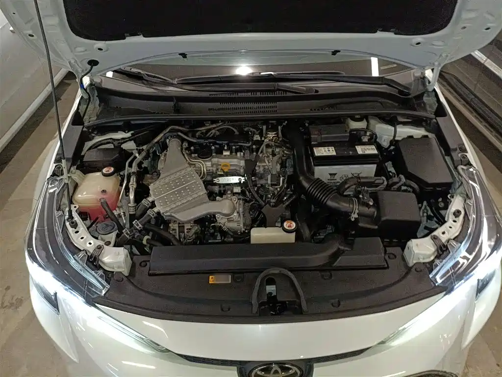 Toyota Levin 2021 185T CVT Luxury Edition фото 16