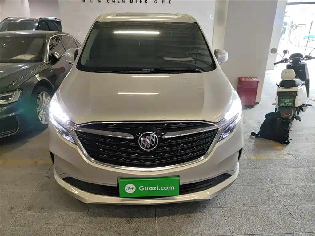 BUICK GL8