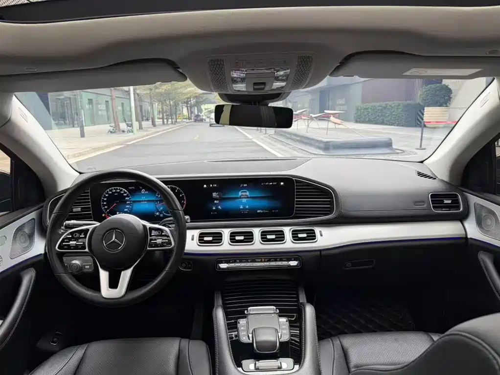 Mercedes-Benz GLE Coupe 2020 GLE 350 4MATIC Coupe SUV Luxury фото 6