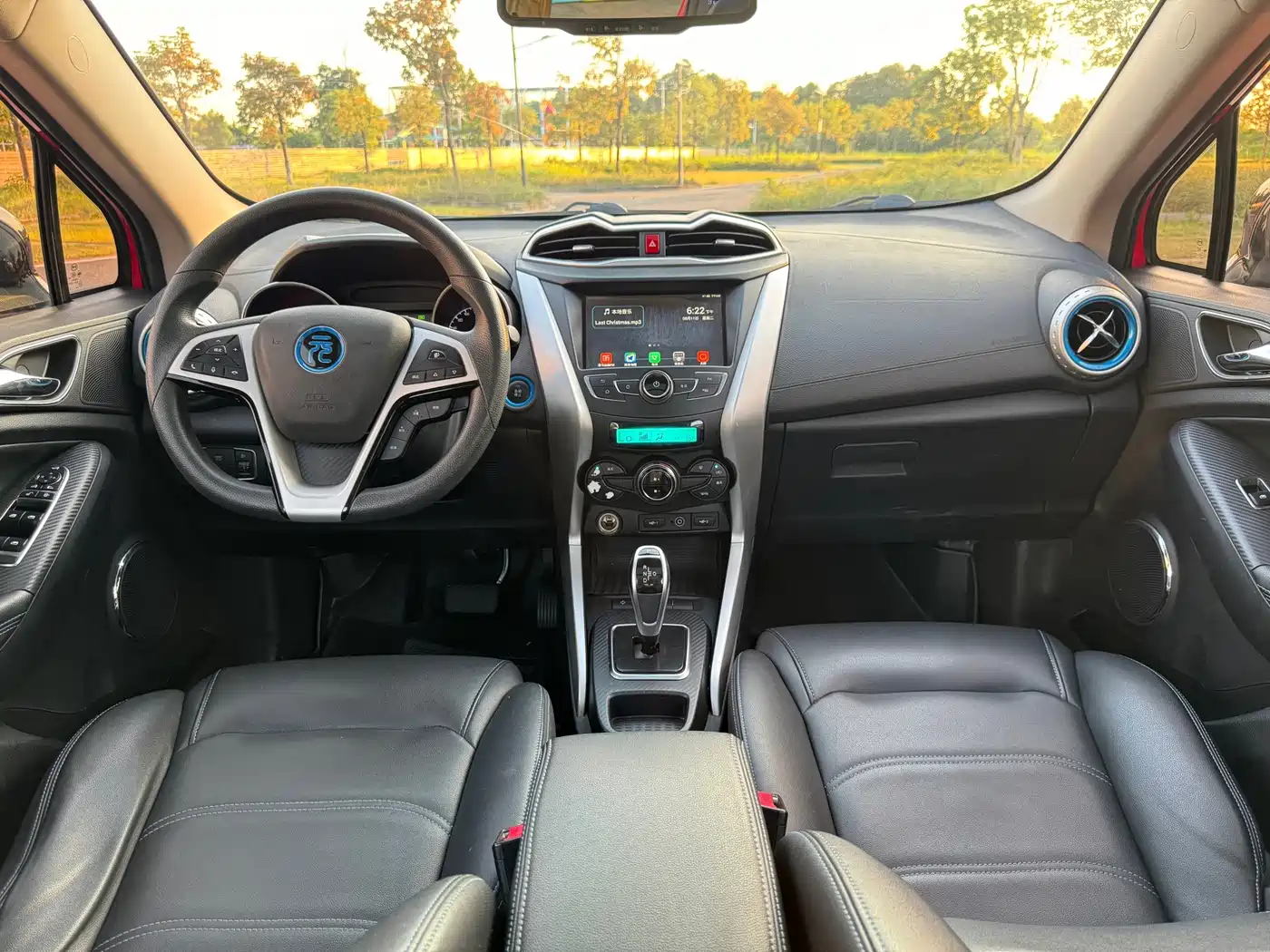 BYD Yuan New Energy 2019 2019 EV360 Smart Connect Premium Edition