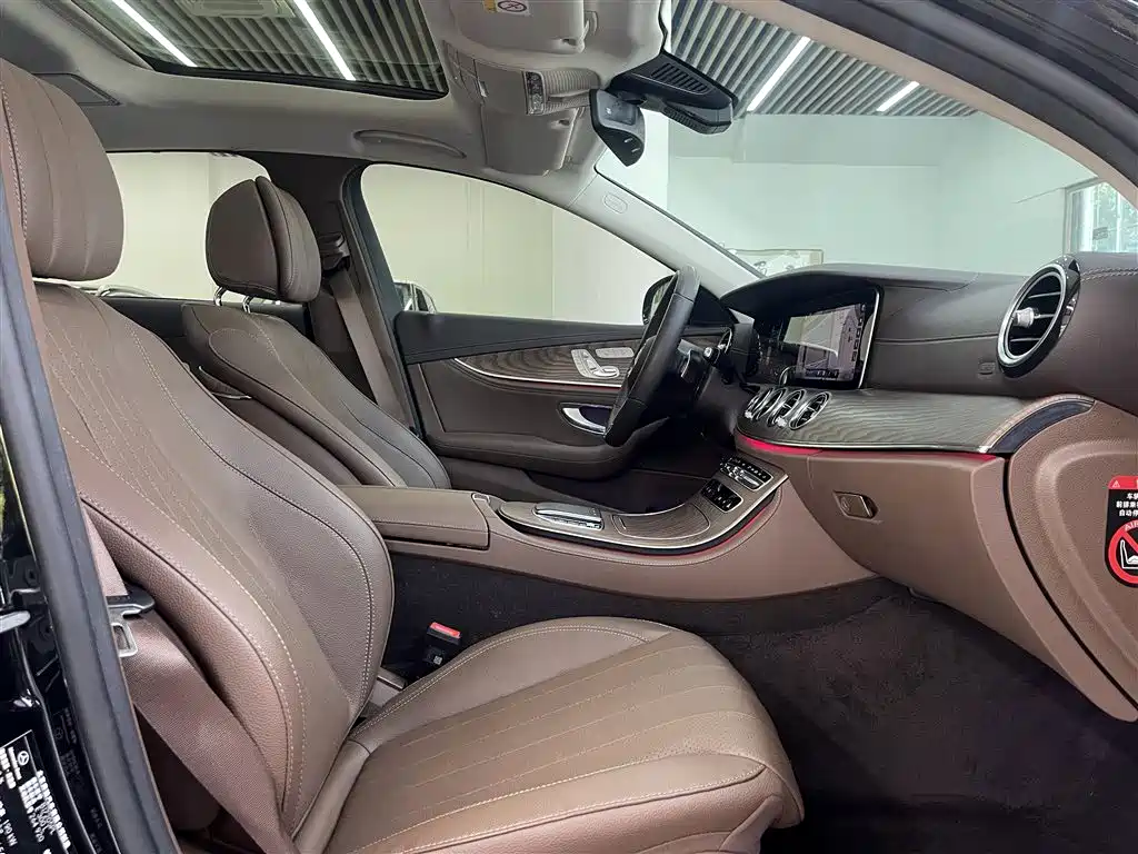 Mercedes-Benz E-Class 2023 Facelift E 300 L Luxury фото 13
