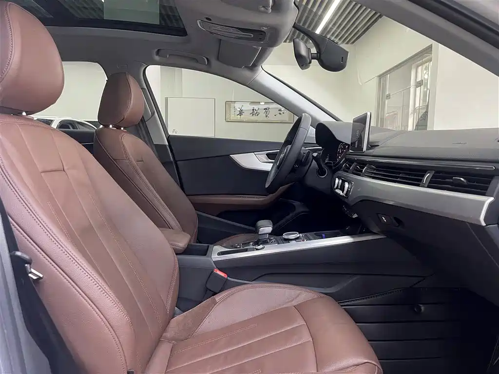 Audi A4L 2018 30th Anniversary 40 TFSI Fashion фото 12